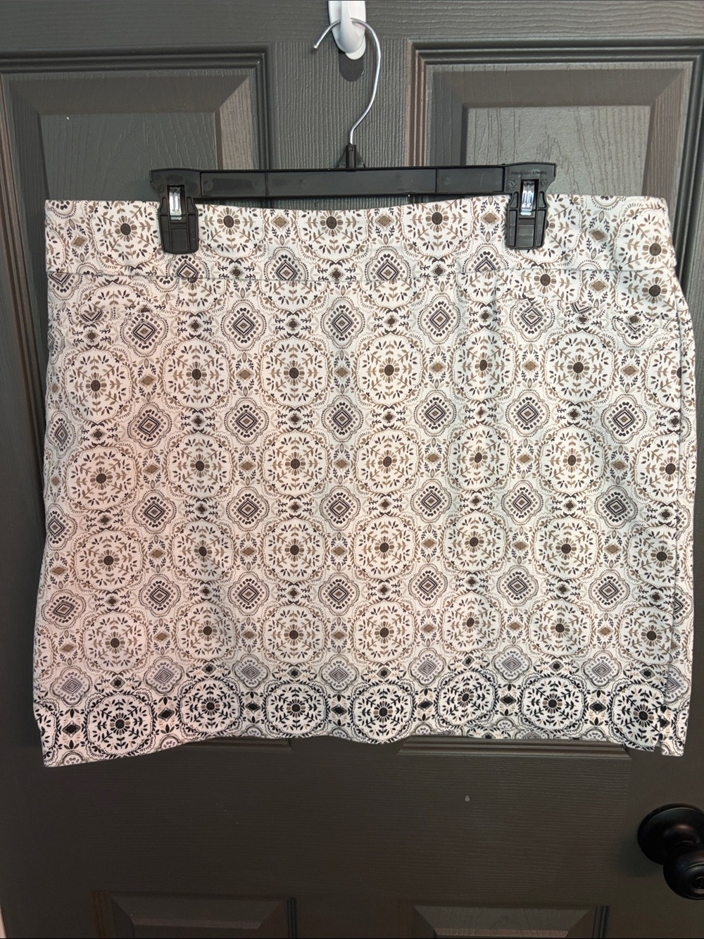 croft & barrow White and Black Medallion Mini Skirt